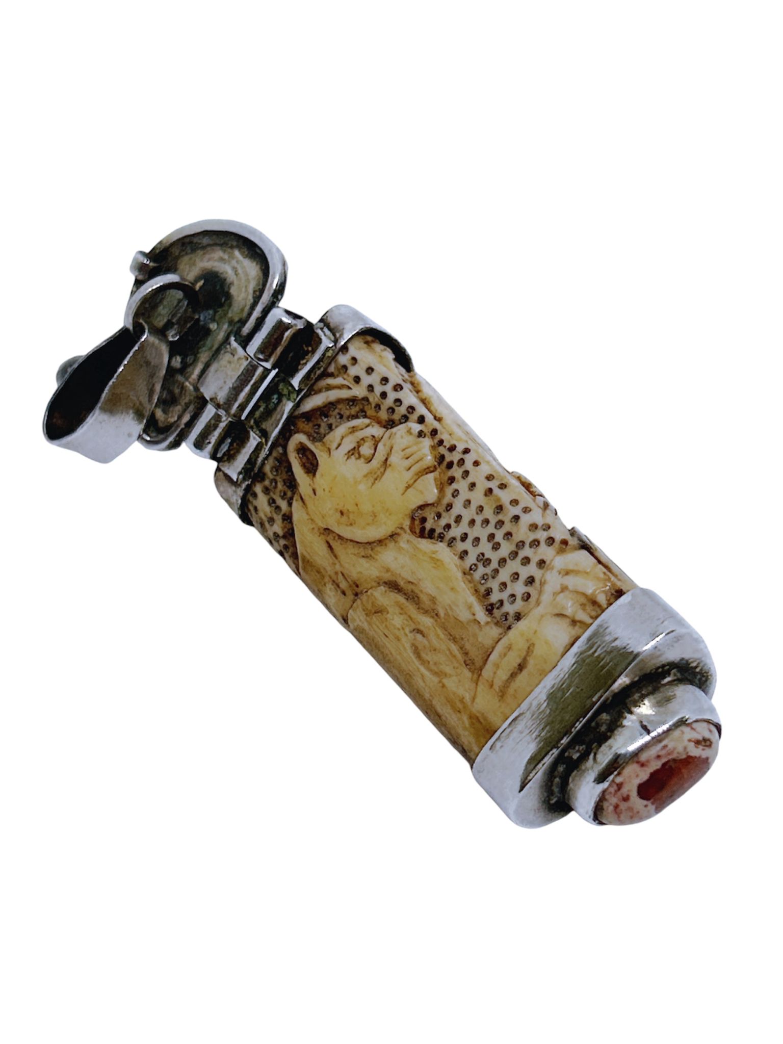 Skull & Jaguar Pendant - Image 8